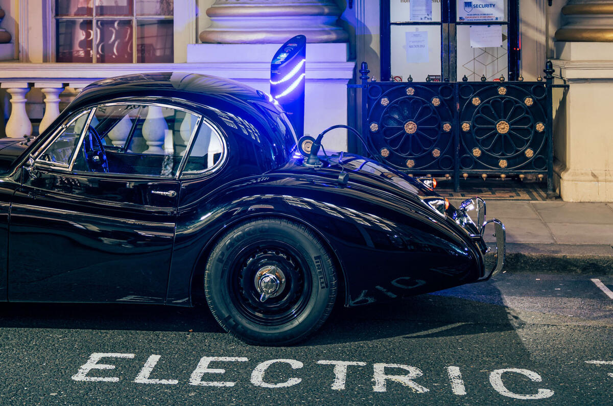 Jaguar XK120