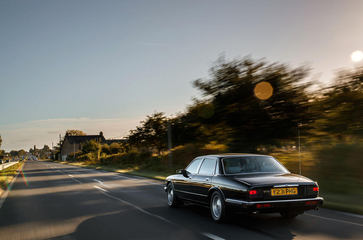 Jaguar XJ