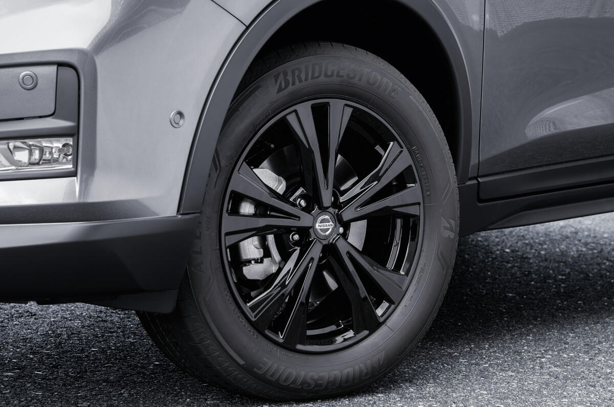 N-Tec X-Trail exterior N-Tec X-Trail exterior