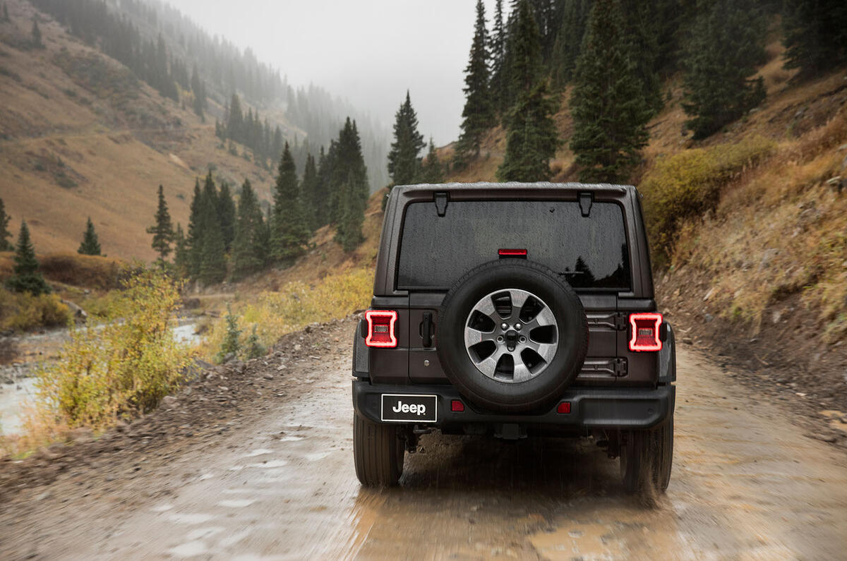 2019 Jeep Wrangler lands with new hybrid engine and big tech boost