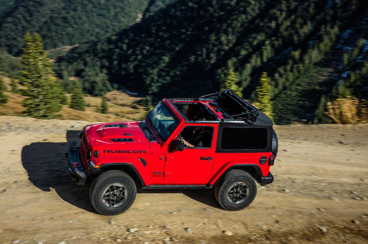 2019 Jeep Wrangler lands with new hybrid engine and big tech boost