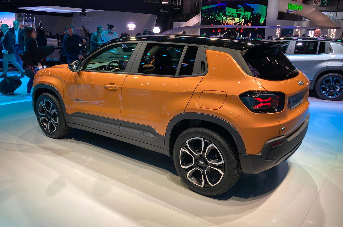 Jeep Avenger 2022 orange rear quarter static Paris motor show Jeep Avenger 2022 orange rear quarter static Paris motor show