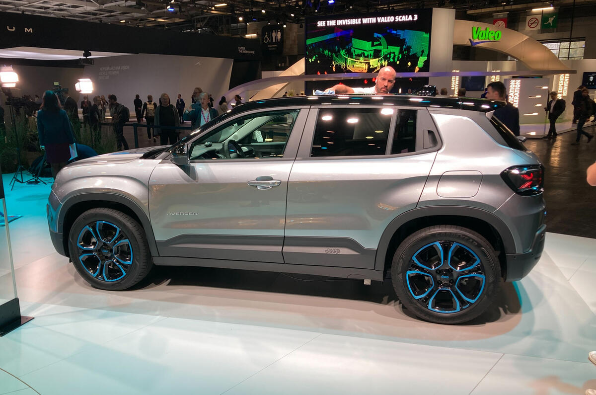 Jeep Avenger 2022 silver side static Paris motor show Jeep Avenger 2022 silver side static Paris motor show