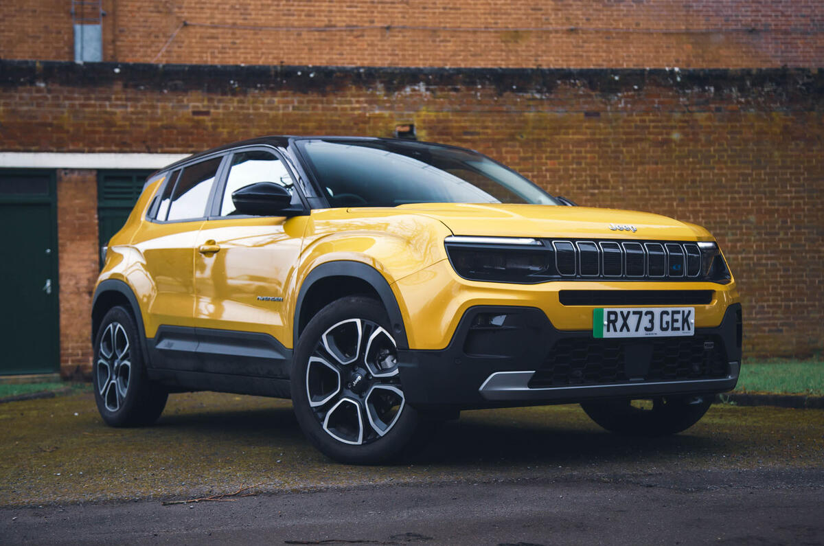 jeep avenger 2024 details 4