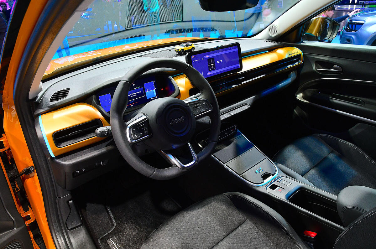 jeep avenger paris motor show 05 dashboard jeep avenger paris motor show 05 dashboard