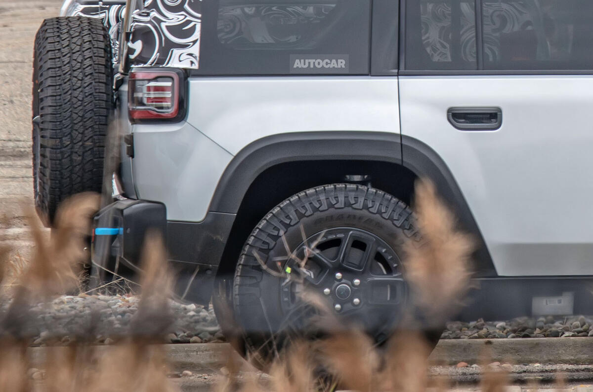 Jeep Recon camo side zoom Jeep Recon camo side zoom