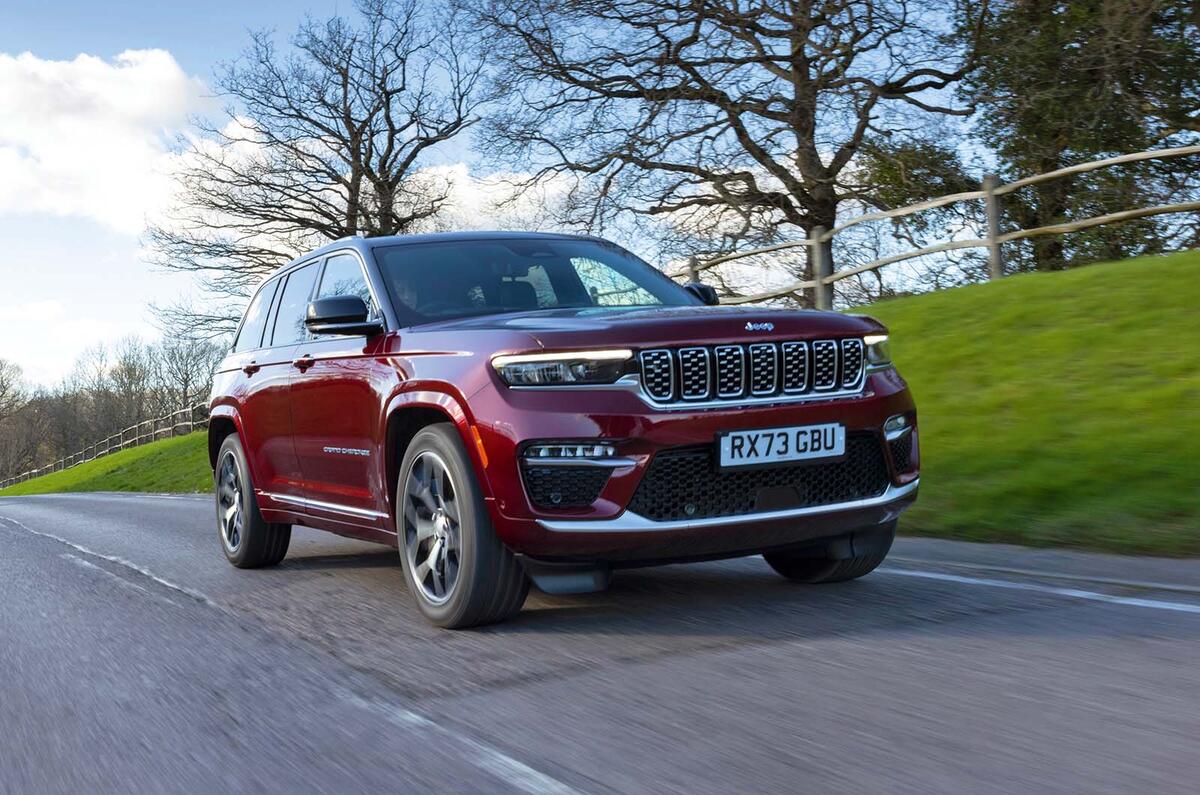 Jeep grand cherokee front three quarter
