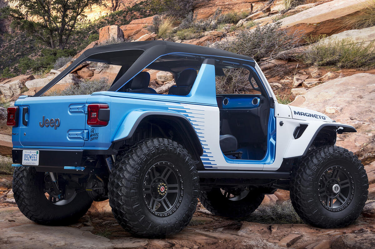 Jeep® Wrangler Magneto 2.0 Concept Back Jeep® Wrangler Magneto 2.0 Concept Back