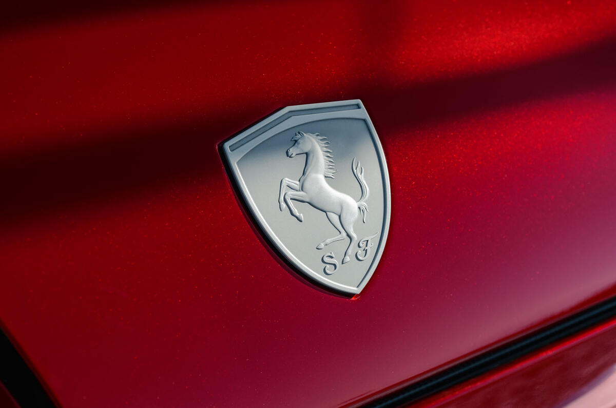 JH Ferrari167GH  144
