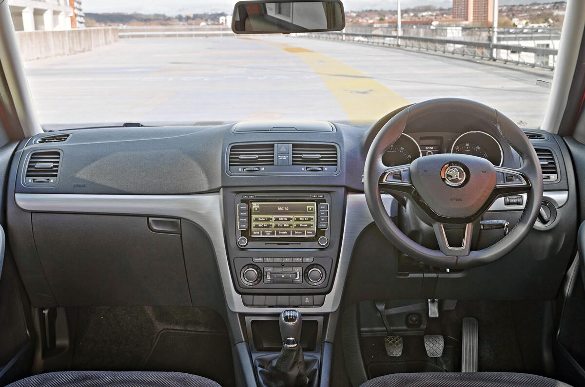 2013 Skoda Yeti - dashboard
