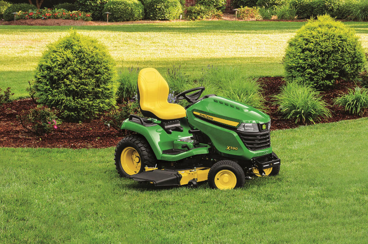 John Deere X590