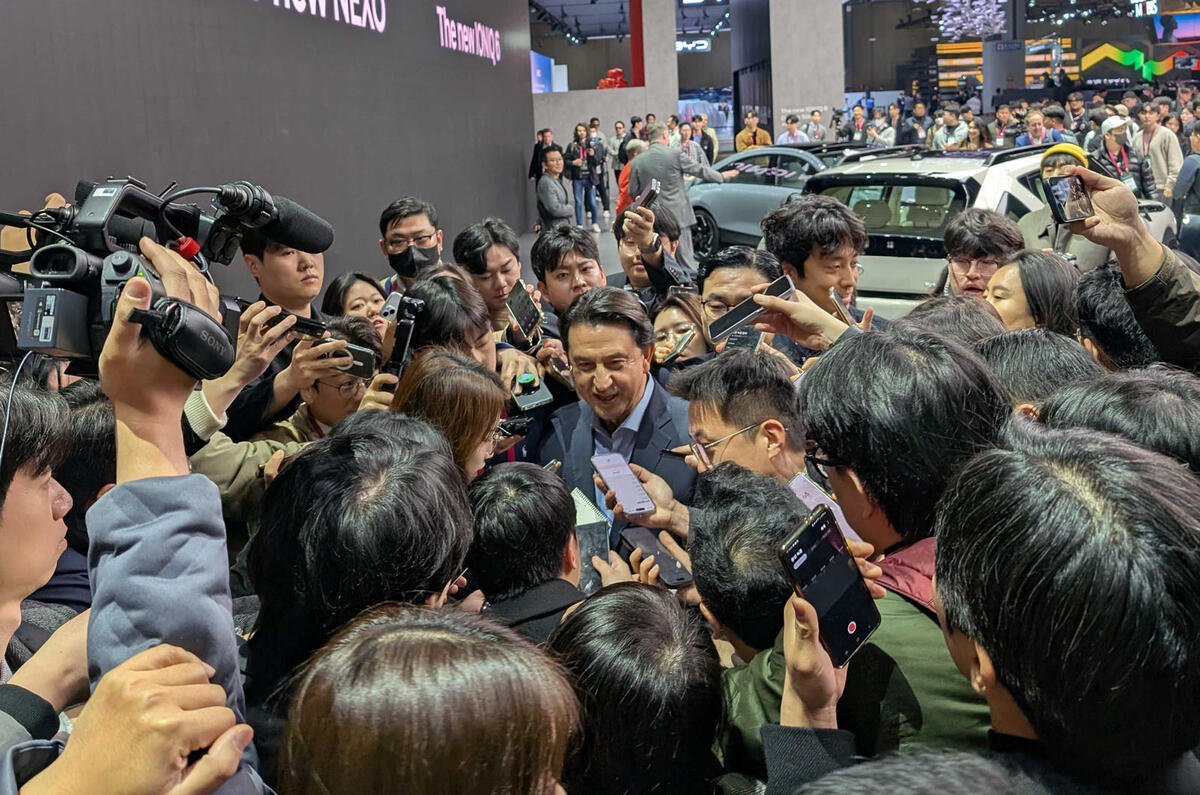 Jose Munoz Hyundai korea