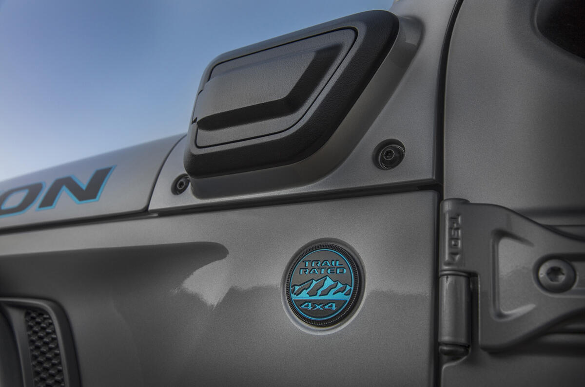 2020 Jeep Wrangler 4xe - badge 2020 Jeep Wrangler 4xe - badge