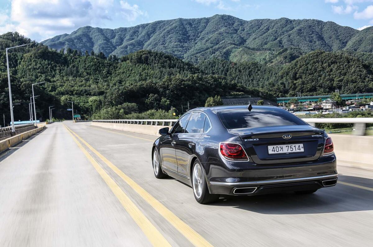Kia K900