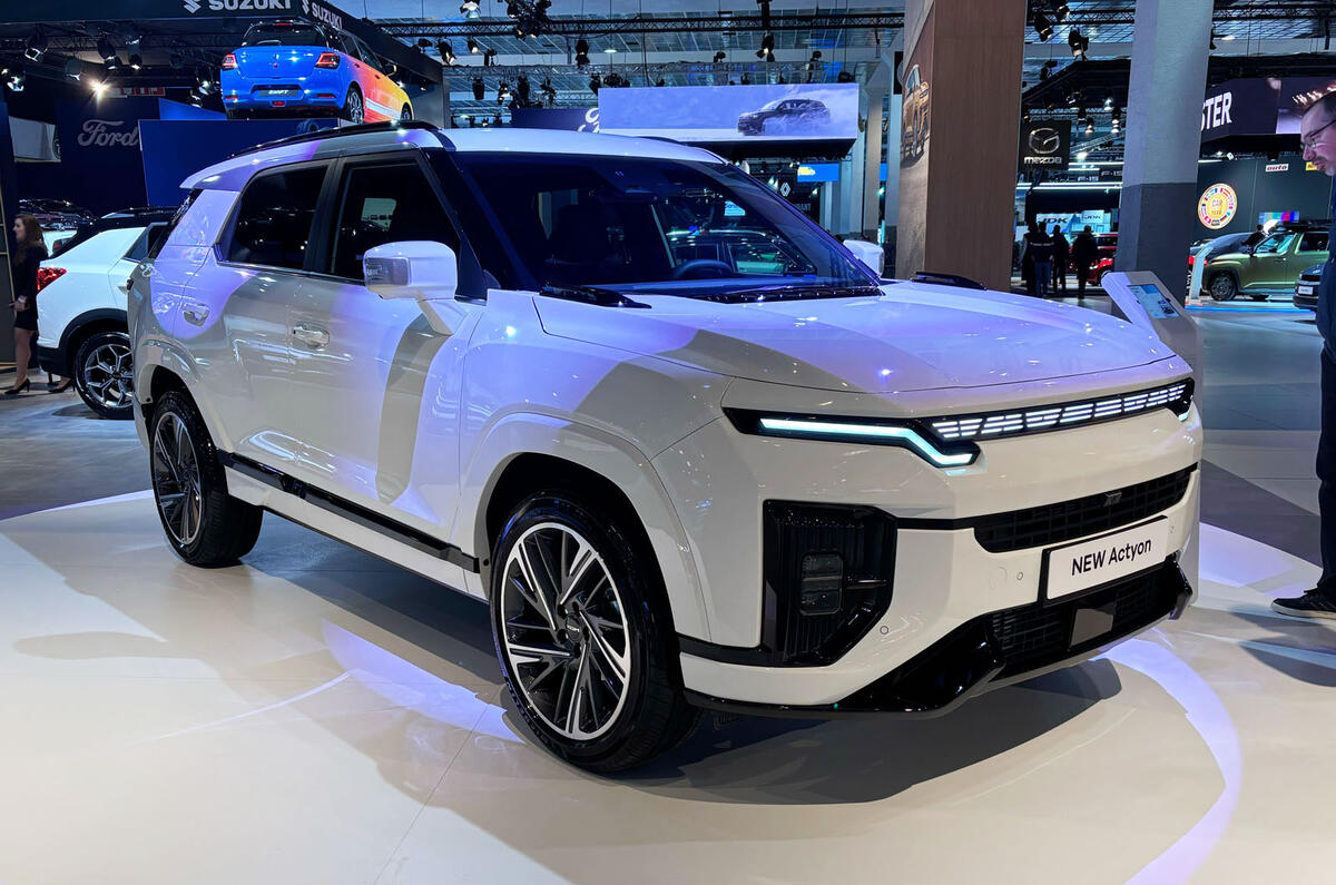 KGM Actyon Brussels motor show front quarter