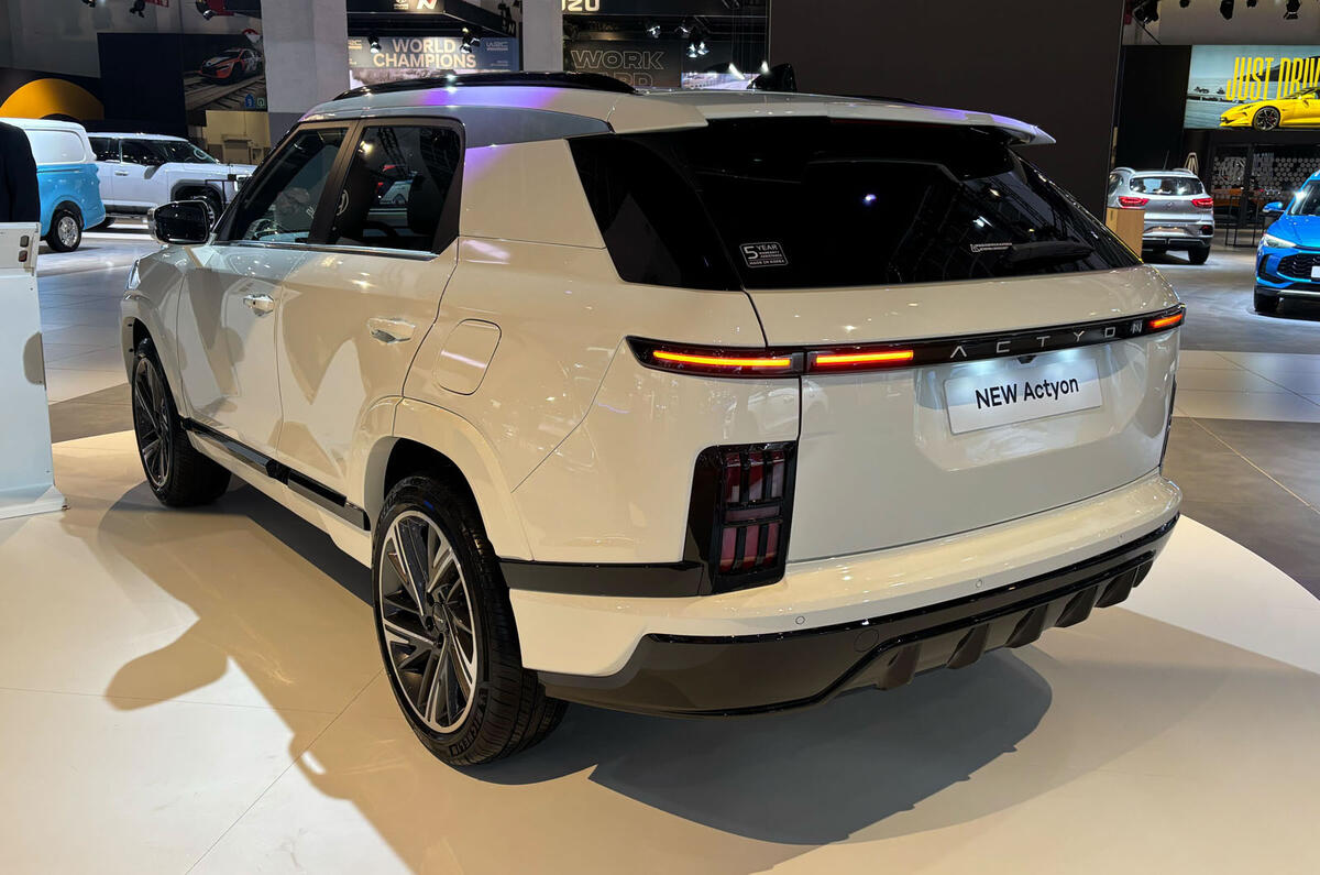 KGM Actyon Brussels motor show rear quarter KGM Actyon Brussels motor show rear quarter