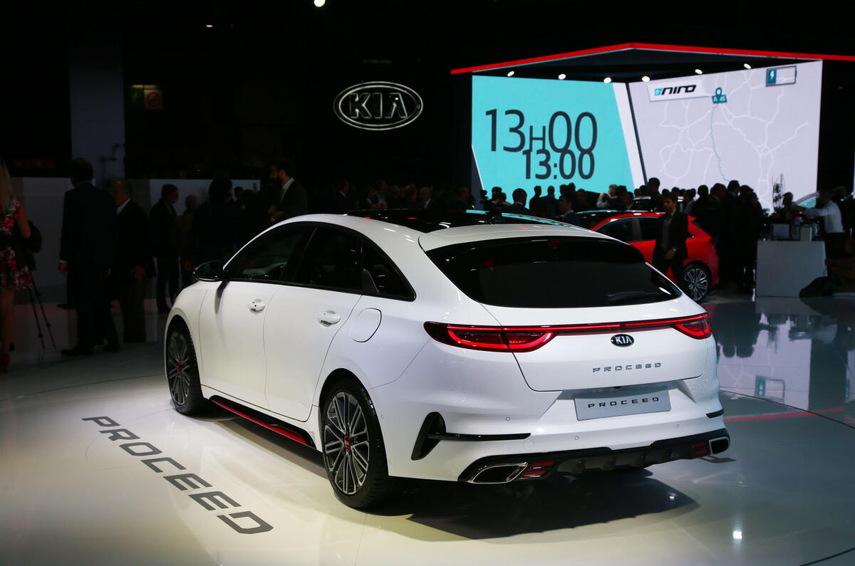 New 2019 Kia Proceed revealed as ‘shooting brake’ estate