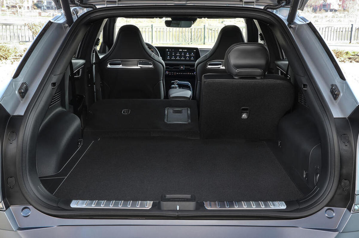 kia ev6 gt 2022 016 boot kia ev6 gt 2022 016 boot