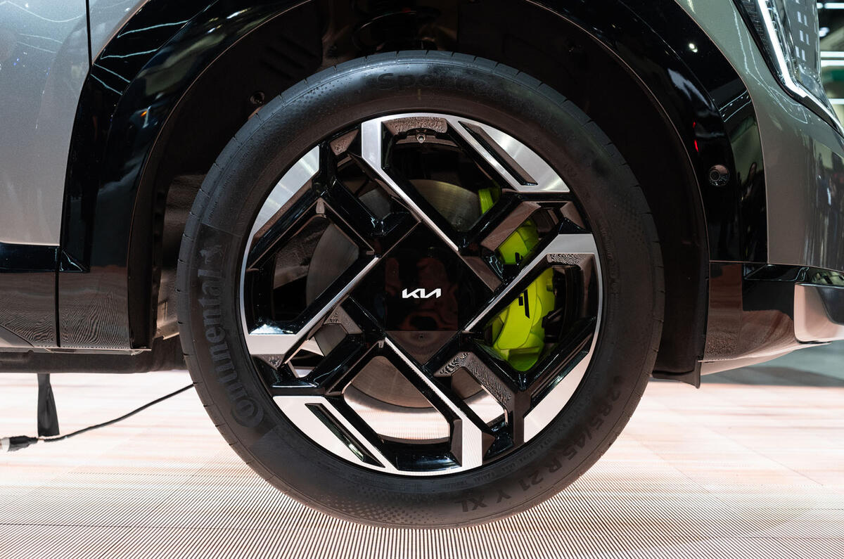 Kia EV9 GT LA Auto Show wheel