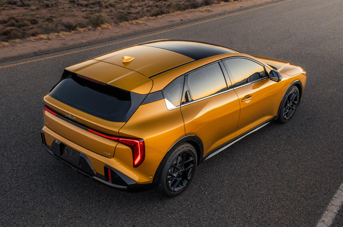 Kia K4 hatchback rear quarter static high Kia K4 hatchback rear quarter static high