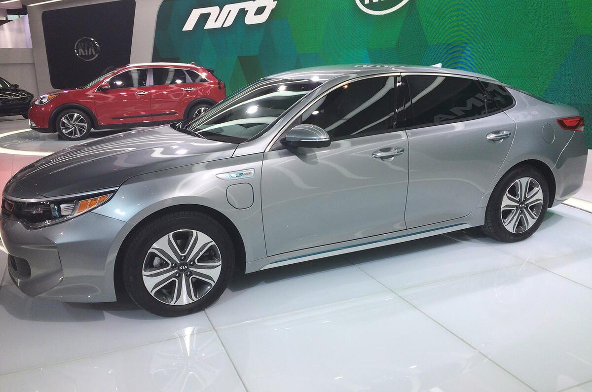 Kia Optima Plug-in Hybrid EV