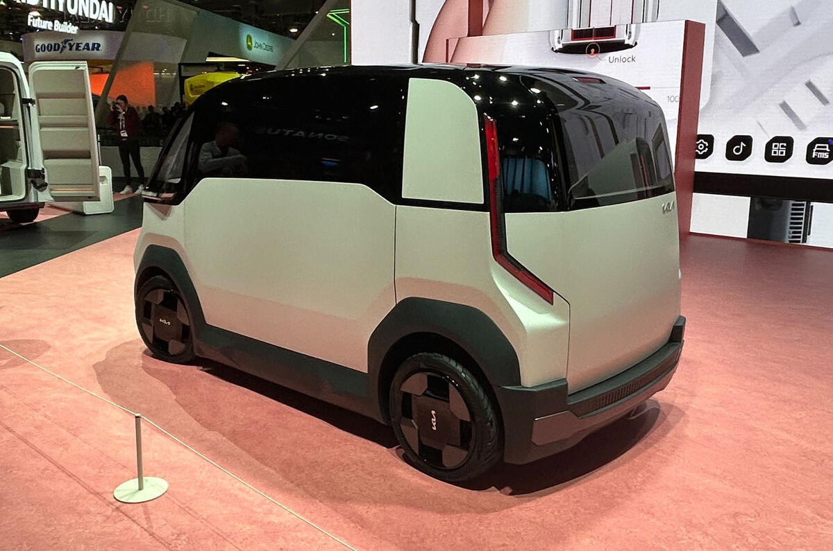 Kia PV1 CES rear quarter Kia PV1 CES rear quarter