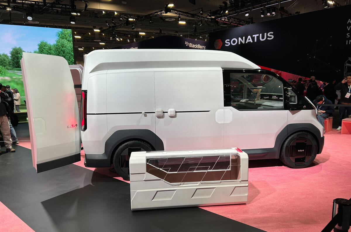 Kia PV5 CES side Kia PV5 CES side