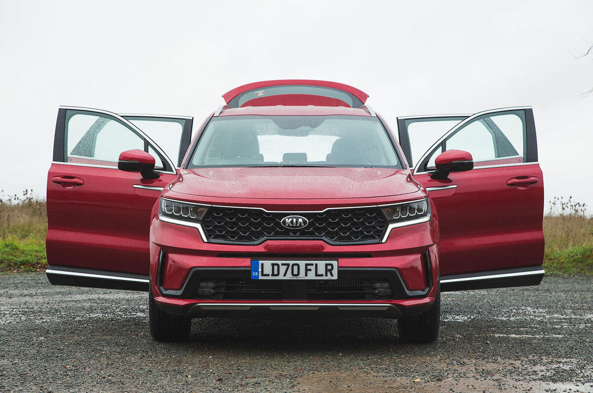 Kia Sorento doors open