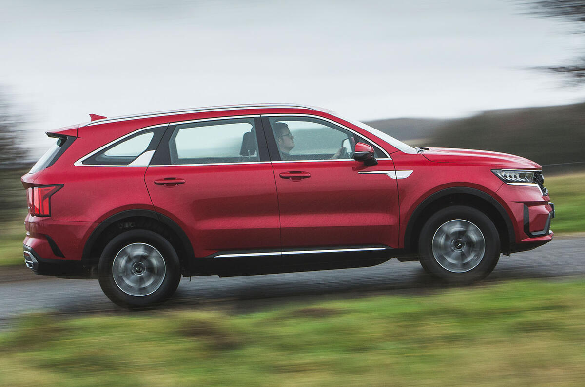 Kia Sorento side