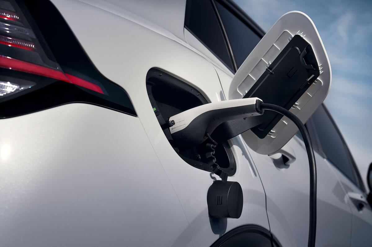 Kia Sportage PHEV charging port 