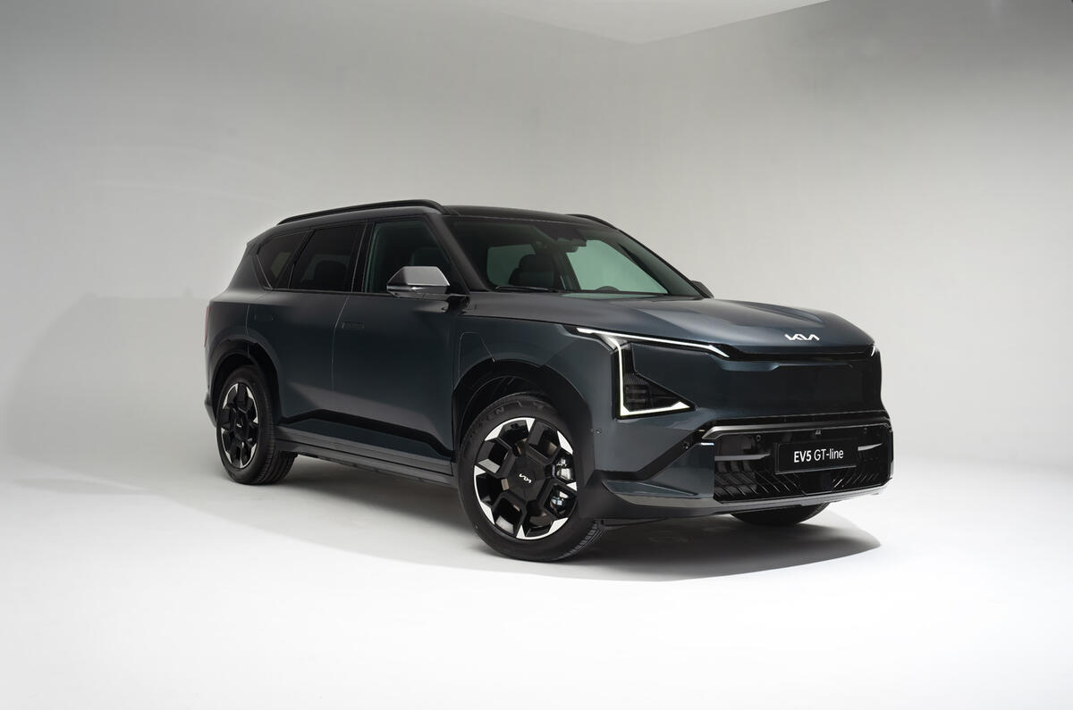 Kia EV5 'GT Line' 81.4kWh (EU)   Gravity Grey   pre production 1