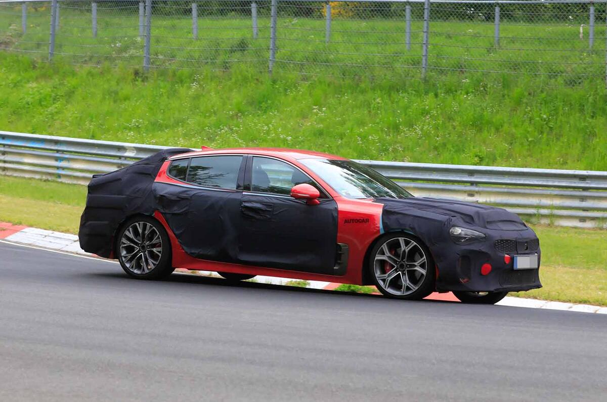 2021 Kia Stinger spyshot side front 2021 Kia Stinger spyshot side front