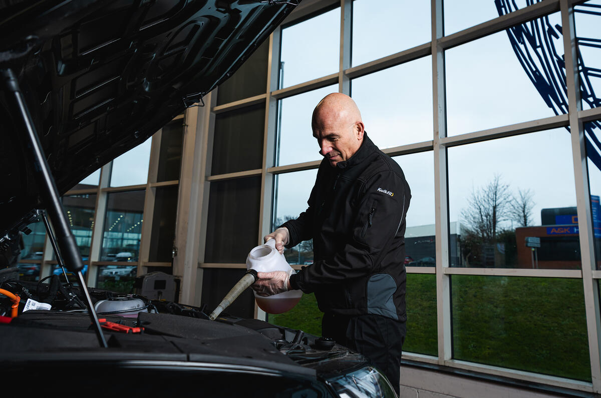 Kwik Fit fluid top-up 