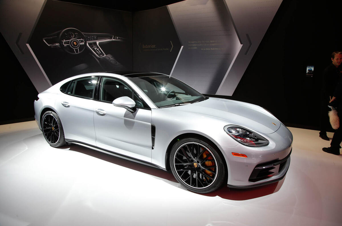 2016 LA motor show - live blog and gallery