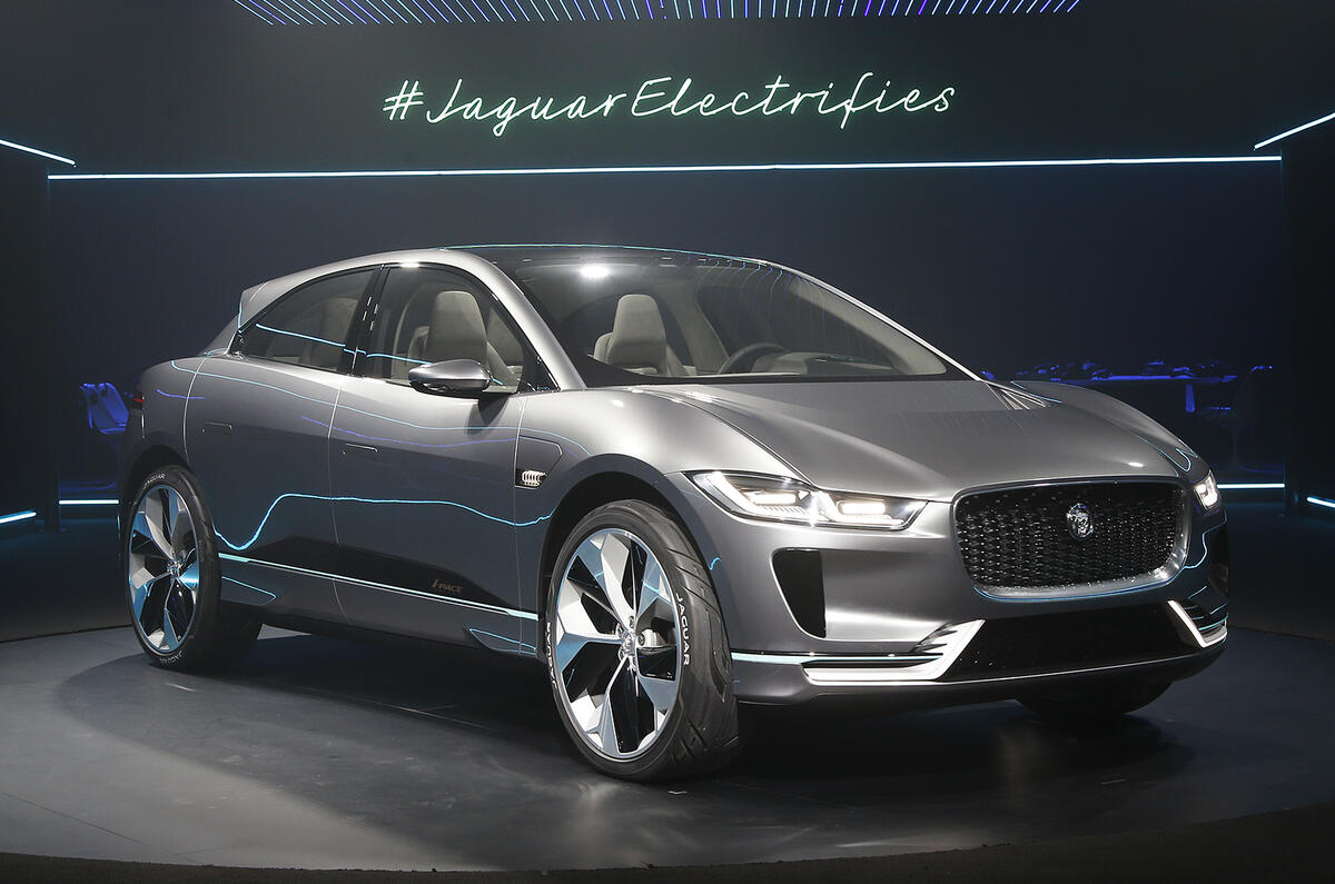 2016 LA motor show - live blog and gallery
