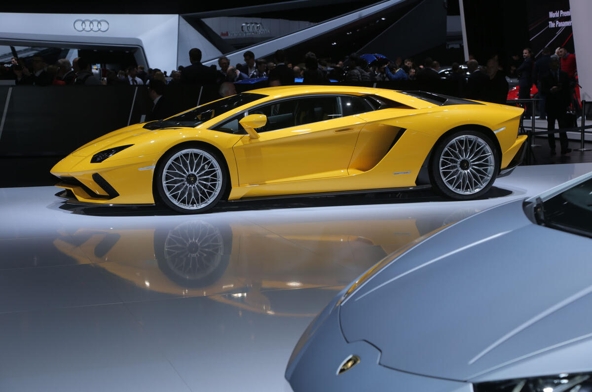 Lamborghini Aventador S