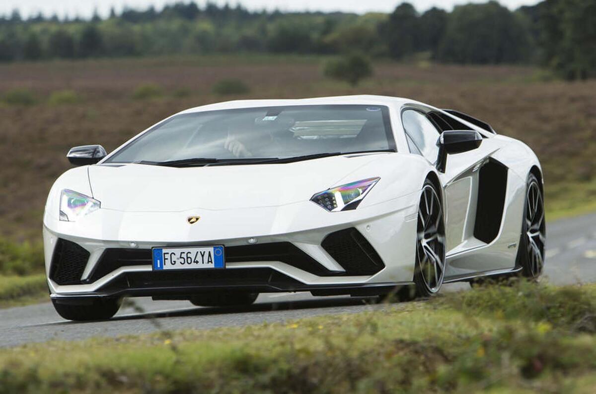 Lamborghini Aventador 