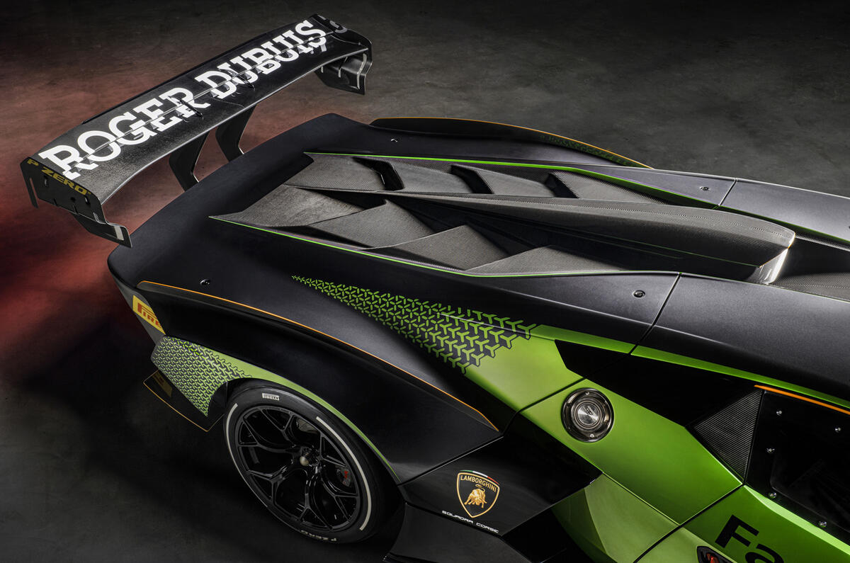 2020 Lamborghini Essenza SCV12 - rear deck