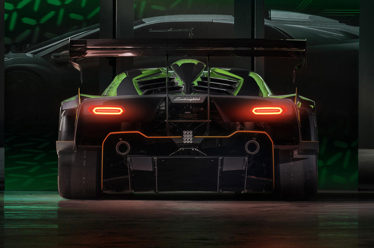 2020 Lamborghini Essenza SCV12 - rear
