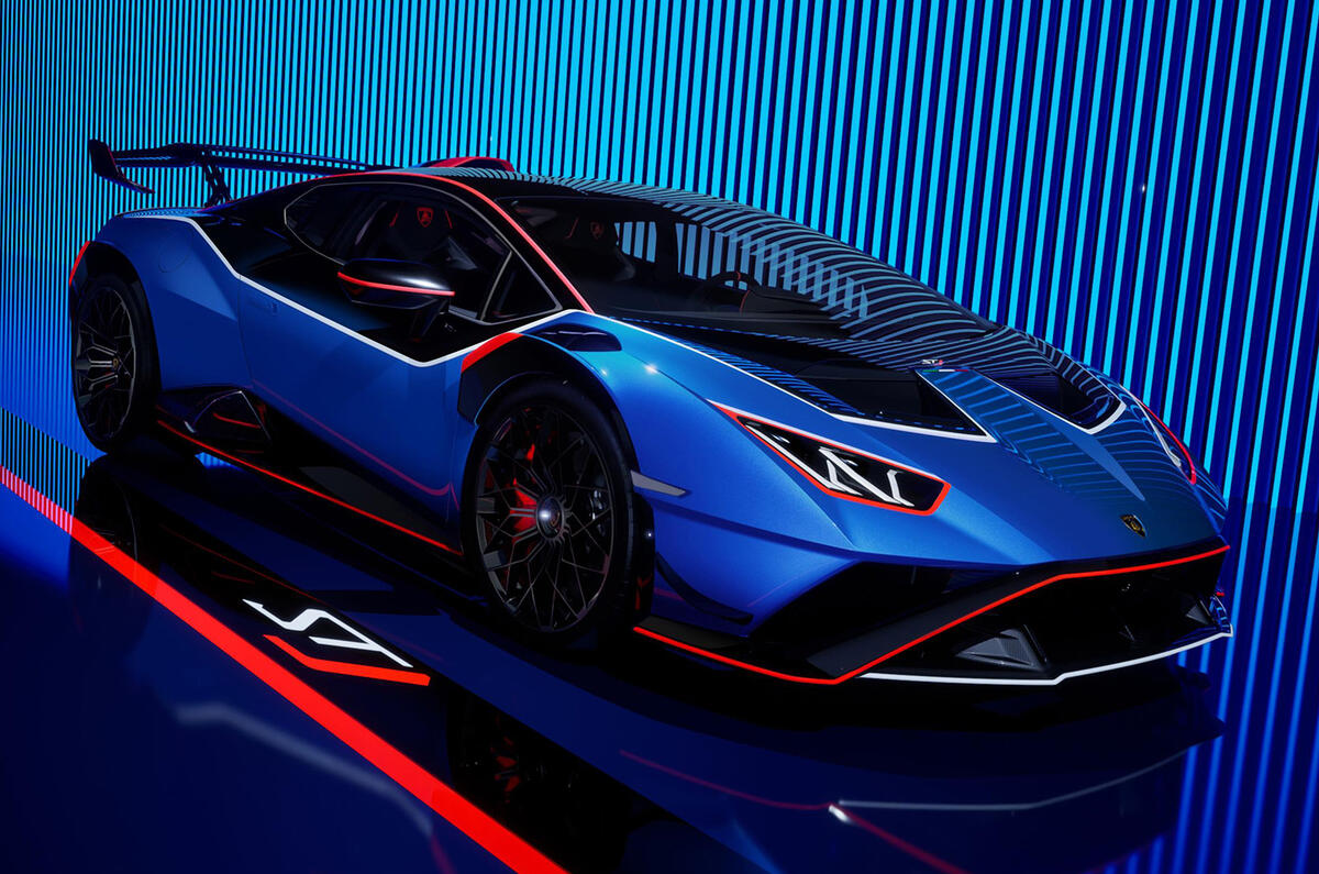 Lamborghini Huracan STJ front lead