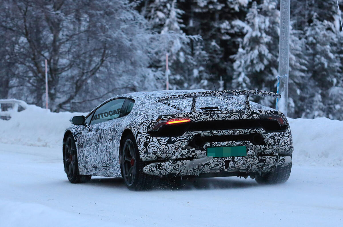 Lamborghini Huracan Performante spotted in Spyder form