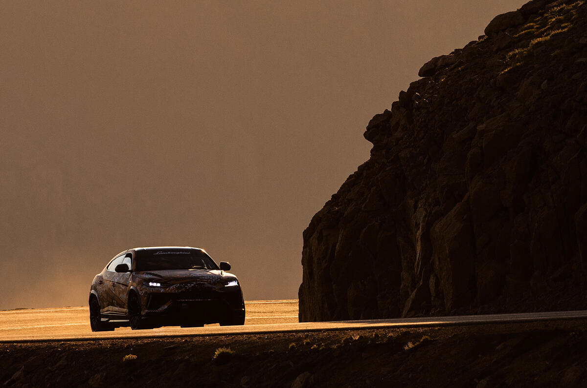 Lamborghini Urus   Pikes Peak Record 2022 sunset cliff Lamborghini Urus   Pikes Peak Record 2022 sunset cliff
