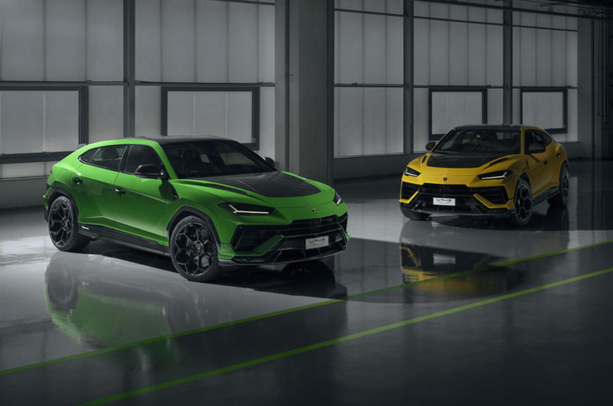 lamborghini urus performante front statics