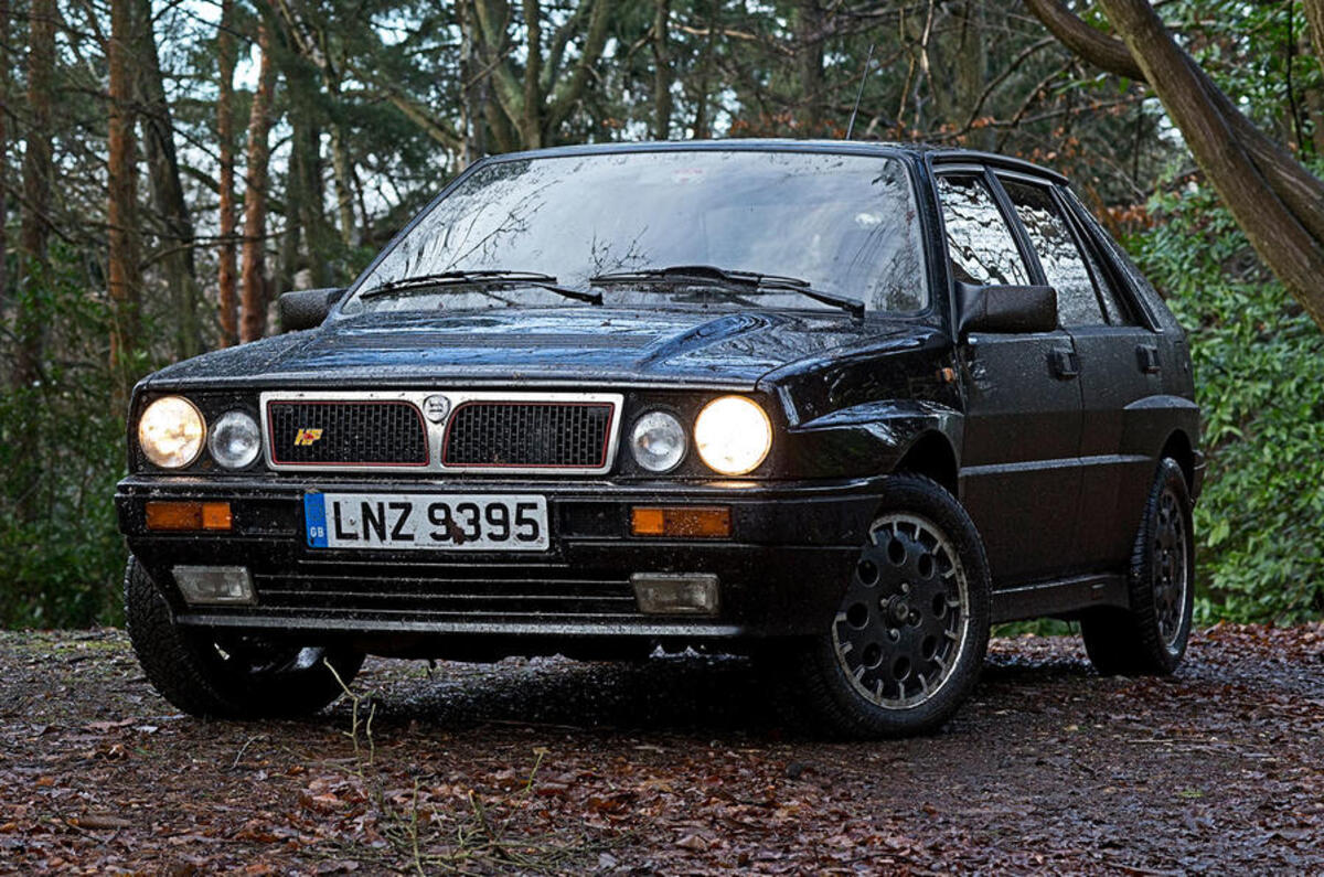 lancia delta hf integrale front three quarter static lancia delta hf integrale front three quarter static