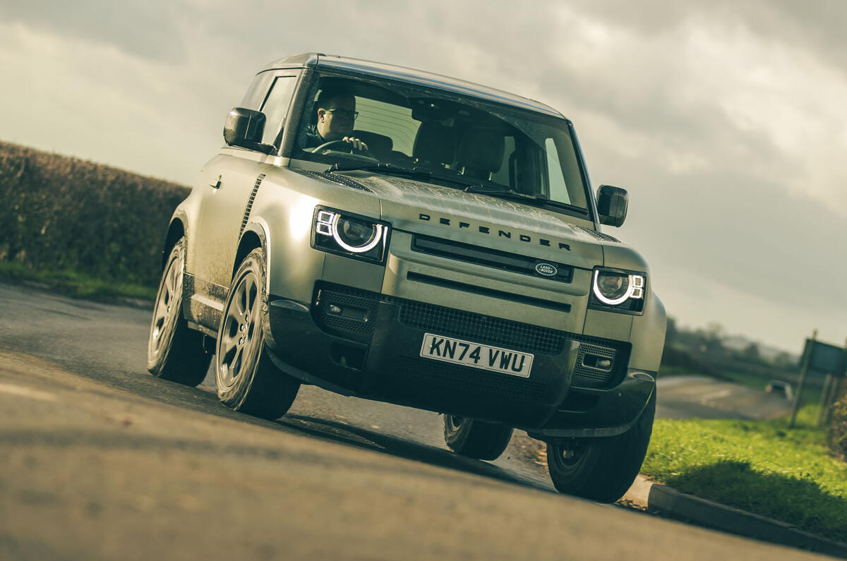 Land Rover Defender front quarter tracking