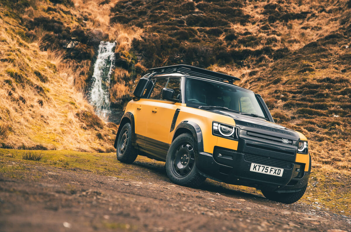 Land Rover Defender Trophy review 2026 040
