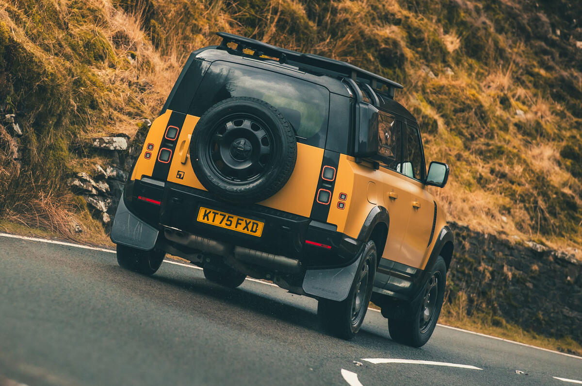 Land Rover Defender Trophy review 2026 041