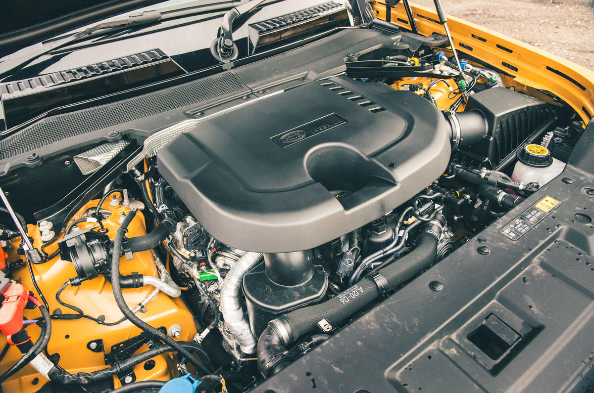 Land Rover Defender Trophy review 2026 052