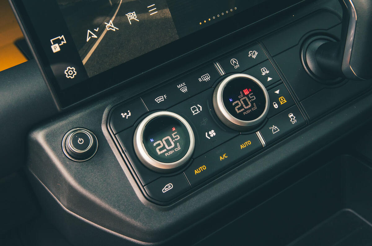 Land Rover Defender Trophy review 2026 056