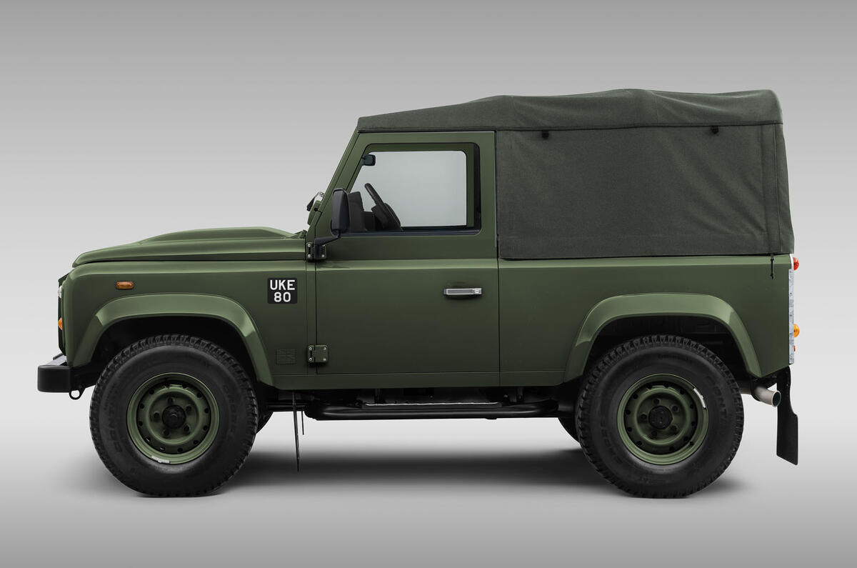 Land Rover Defender Works Bespoke Churchill Edition side 90 Land Rover Defender Works Bespoke Churchill Edition side 90